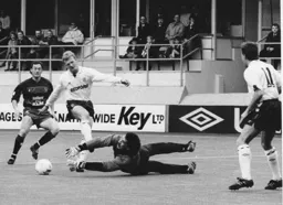 David Seaman dives full length to deny Iain Dowie