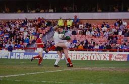 Iain Dowie in a friendly embrace