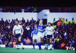 Iain Dowie trying to lose his marker Gary Mabbutt