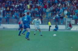 Richard Harvey looking for the ball in midfield