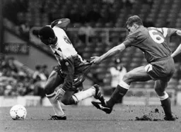 Brian Stein nearly losing his shorts