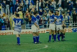 Applauding the faithful