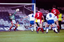 Steve Claridge socks down puts it in the net