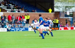 Paul Telfer reaching for the ball
