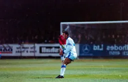 Des Linton with the pitch to himself