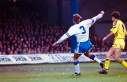 Julian James takes a pot shot