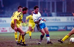 Phil Gray surrounded