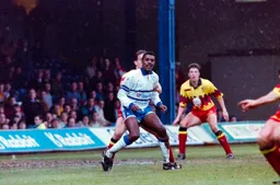 Ian Benjamin waiting to attack the ball
