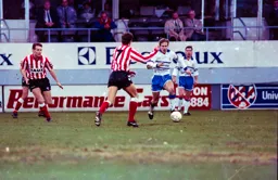 Julian James going for a 50 50 ball