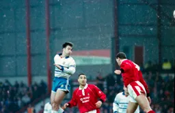 Phil Gray wins the ariel battle