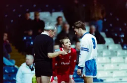 Phil Gray querying the referee’s decision