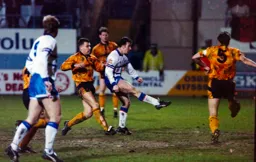 Phil Gray lets fly