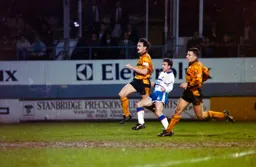 Phil Gray tries to chip the keeper