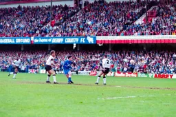 Ceri Hughes tries his luck