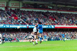Ceri Hughes up in the Derby box