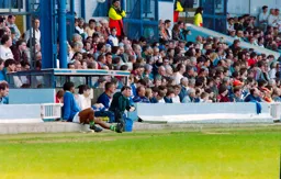 David Pleat giving instructions