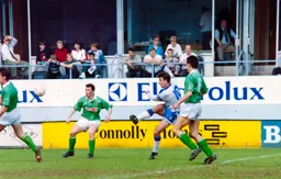 Phil Gray having a go