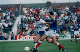 Kerry Dixon in for a fifty fifty ball