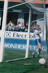 John Hartson scores Town`s goal