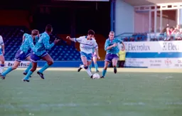 Ceri Hughes looks to make a pass downfield