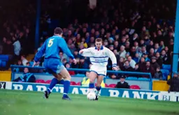 Scott Houghton has Graham Bressington in his way