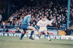 Scott Houghton takes on Graham Bressington