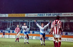 John Hartson scores the sixth goal