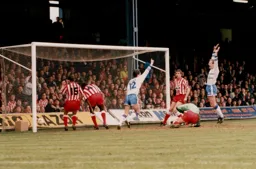 Ceri Hughes puts Town 1-0 up