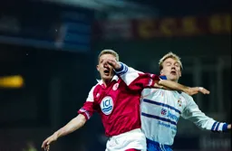 Kerry Dixon in the battle of the arms