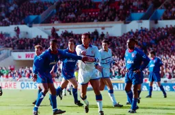 Des Linton up in attack