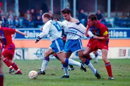 Scott Oakes losing his shirt