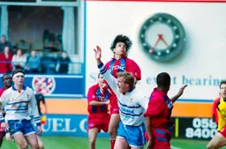 Kerry Dixon appeals for a penalty