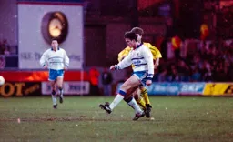 Ceri Hughes with a long range effort