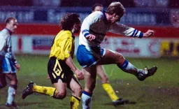 Kerry Dixon action shot