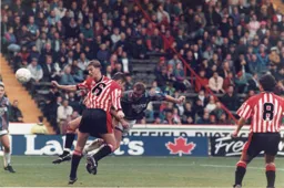 Kerry Dixon on target