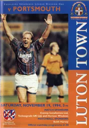 Programme: Luton Town FC vs Portsmouth (19 Nov 1994)