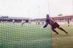Bontcho Guentchev about to take the penalty