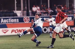 Bontcho Guentchev fails to connect with the ball