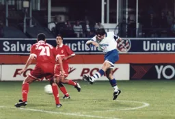 Tony Thorpe tries to get the Luton attack moving