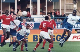 Marvin Johnson heads wide