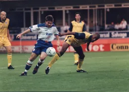 Tony Thorpe gets past Steve Forbes