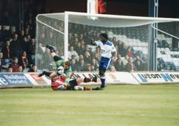 Stuart Douglas causing chaos in the box