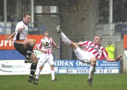 High stepping action involving Steve Howard and Nicky Mohan