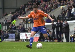 Sol Davis on the ball