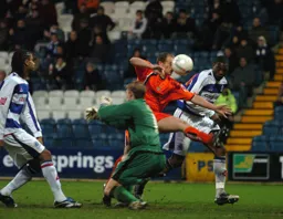 Warren Feeney gets his head to the ball to score Town`s second goal