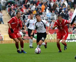 Steve Robinson bursting through midfield