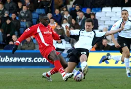 Sol Davis with a strong challenge