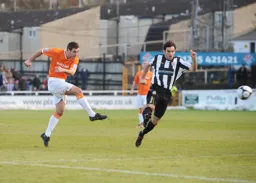 A typical game in Bath as both teams end up with clean sheets. Dan Gleeson takes a shot