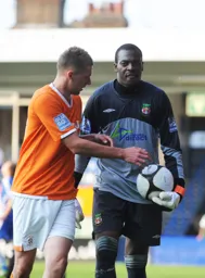 Dan Walker actually finds a way to stop Mayebi timewasting