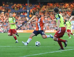 Jake Howells keeps his eyes fixed on the ball